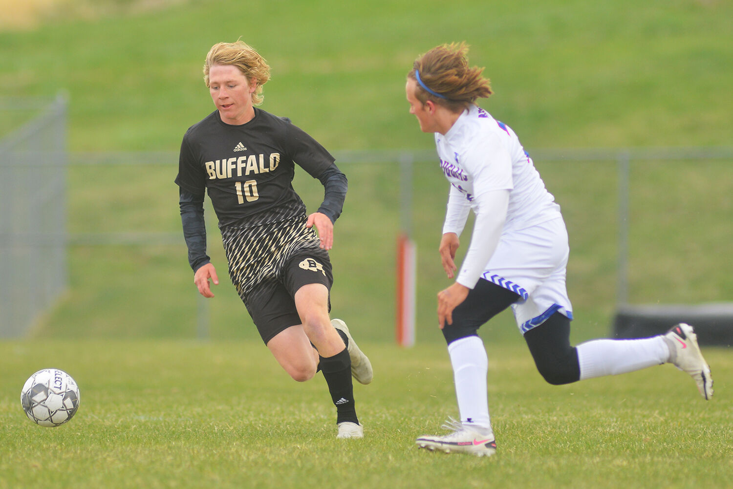 Max Kessler dribbles into the center of the field